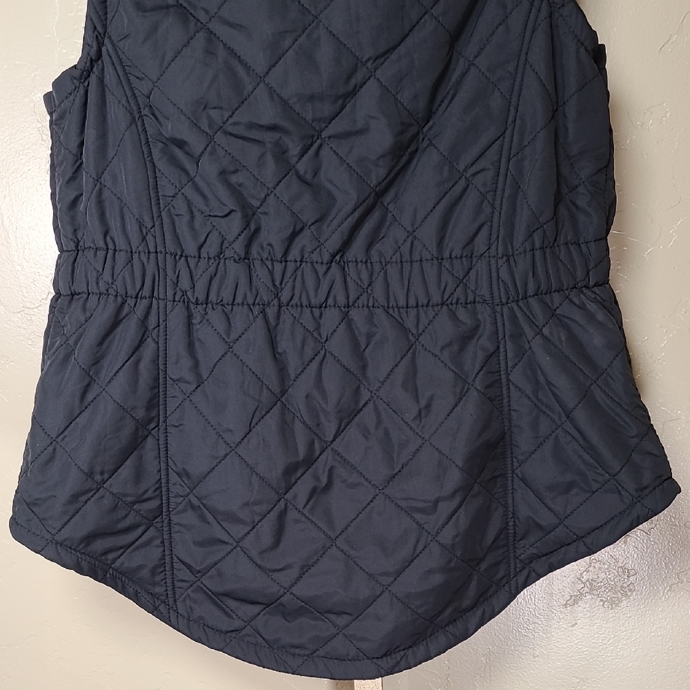 Bit & Bridle Women's Black Quilted Vest - Picture 8 of 12